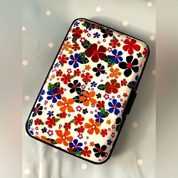 Aluminum Metal Wallet Billfold Case  Women Credit Card ID Holder - Picture 1 of 8